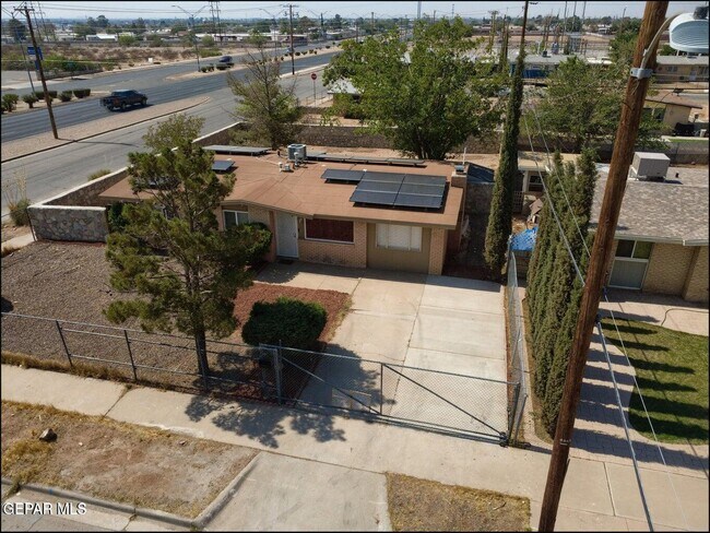 Building Photo - 5726 Dearborne Dr
