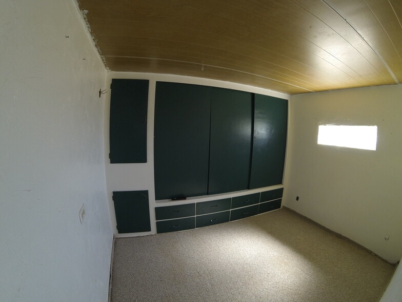 Building Photo - 2395 Jade Ave