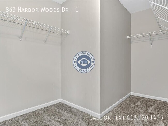 Building Photo - 863 Harbor Woods Dr