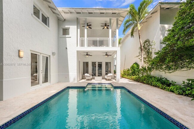 Building Photo - 6 Coconut Ln