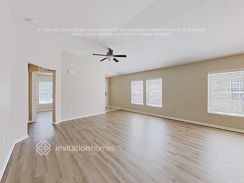 Building Photo - 3367 Medici Blvd