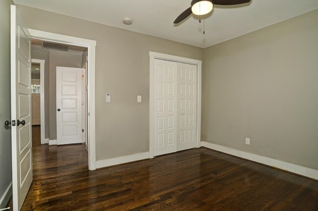 Building Photo - 12 Boyce Springs Ave
