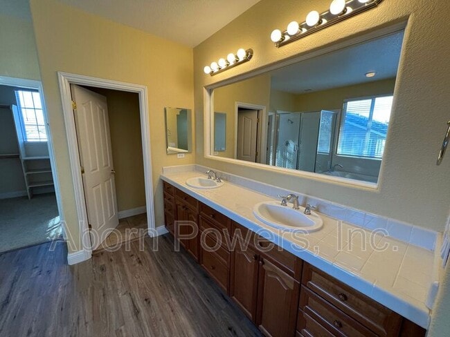 Building Photo - 7071 Cinnamon Teal Way