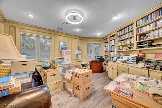 Building Photo - 7258 Loma Alta Cir