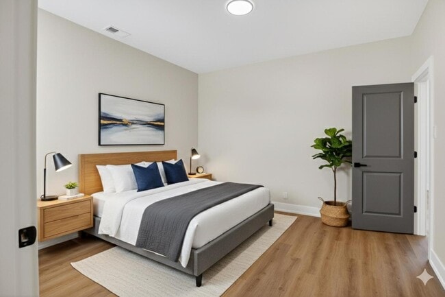 Building Photo - 4622 S Calumet Ave