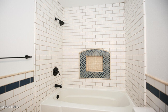 Building Photo - 5383 Felicia St