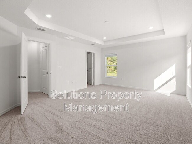 Building Photo - 2192 Vinifera Dr