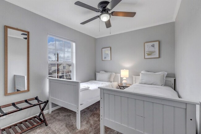 Building Photo - 4345 W 64th Ave