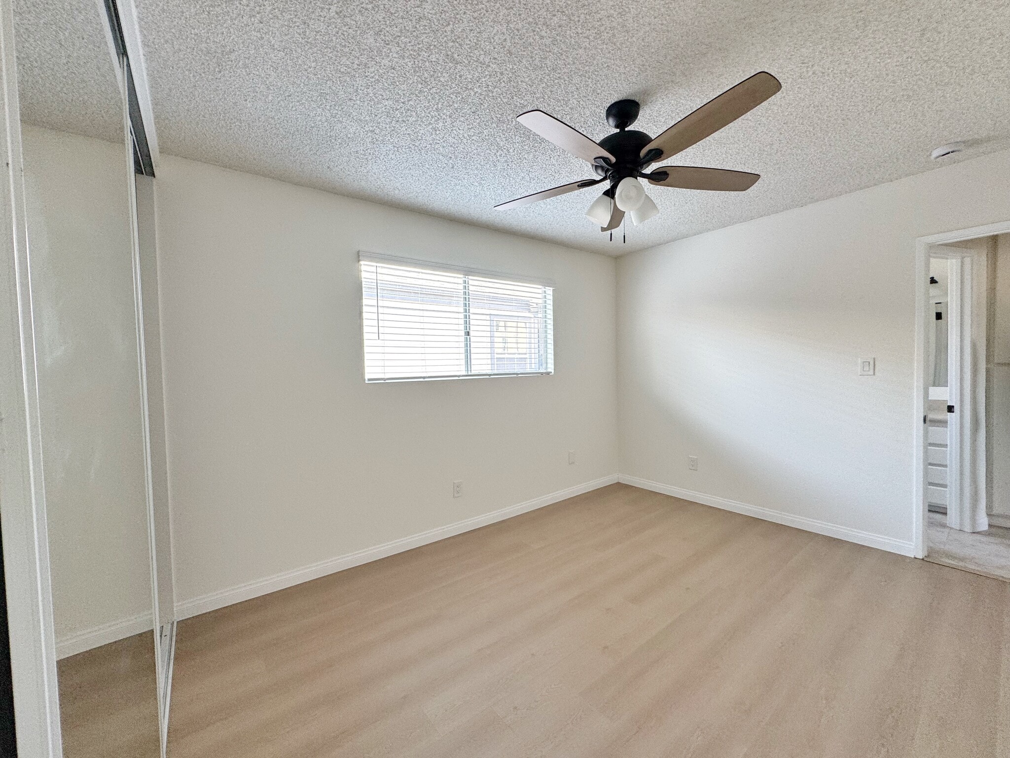 Building Photo - 3966 Cleveland Ave