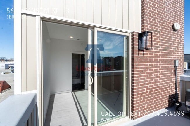 Building Photo - 5617 Sansom St