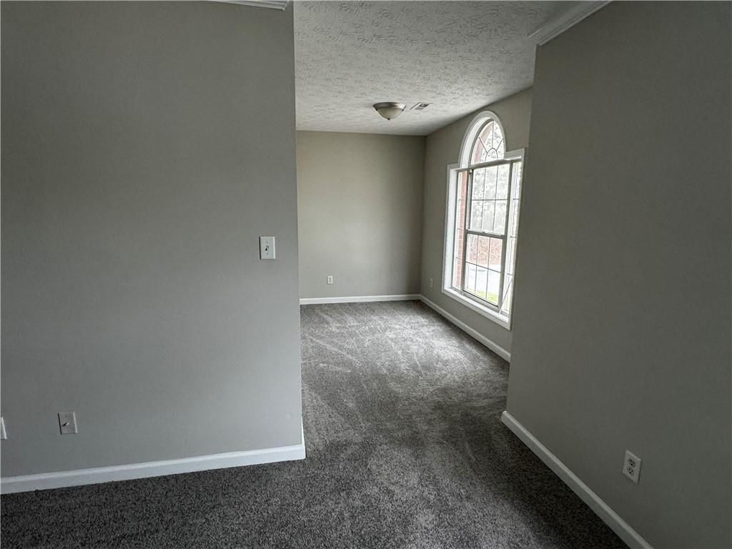 Building Photo - 2463 Meadow Spring Dr