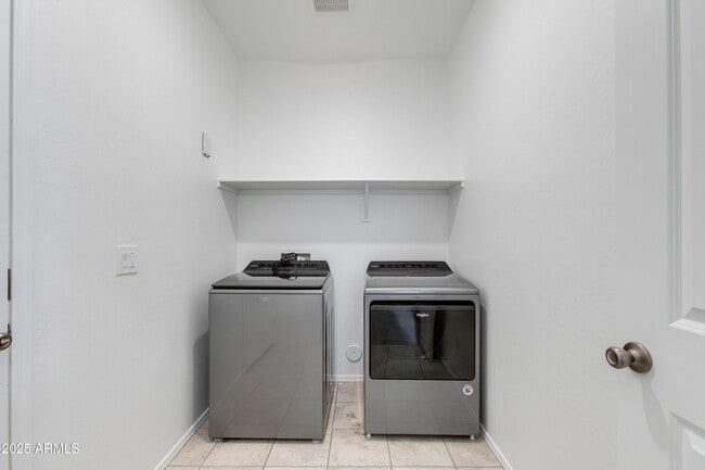 Building Photo - 26753 N 175th Dr