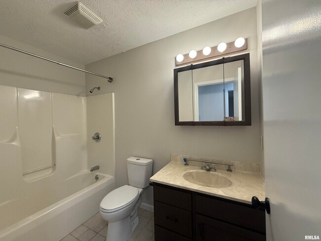 Building Photo - 205 Appomattox Dr