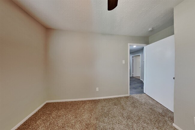 Building Photo - 12822 Careywood Dr