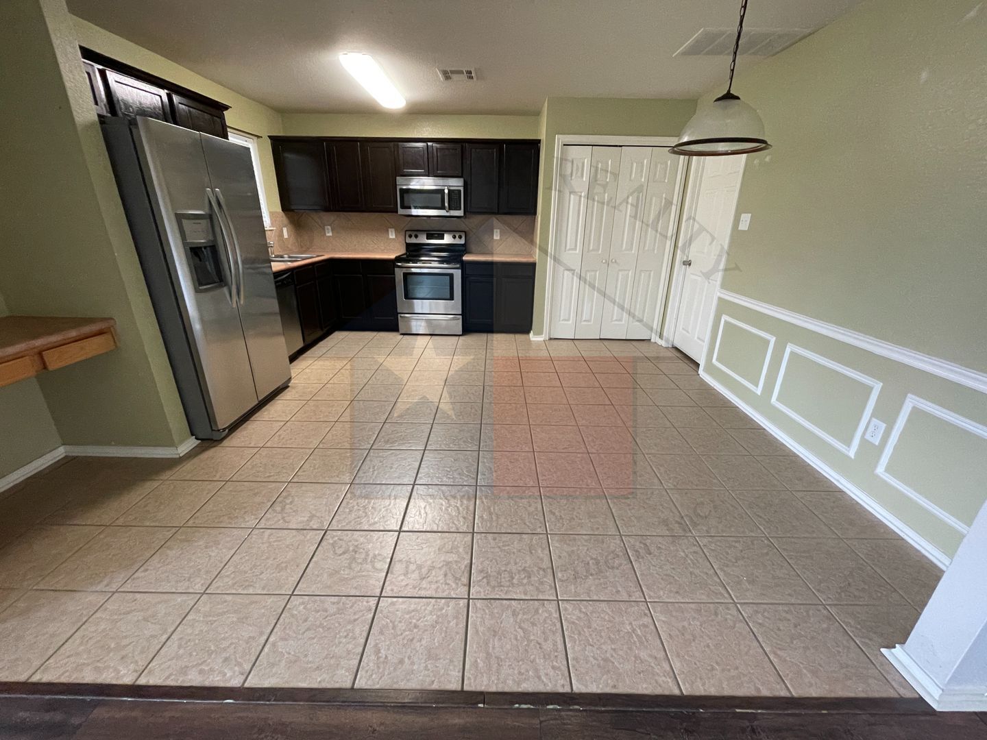 Building Photo - 5400 Jitterbug Ct