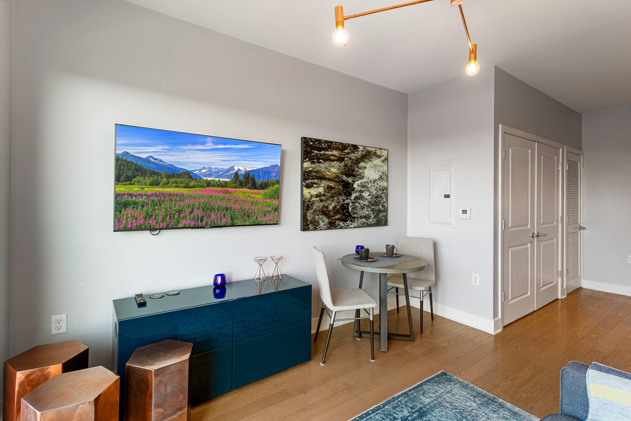 Building Photo - 2550 17th St NW