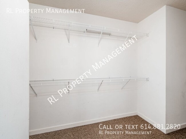 Building Photo - Beautiful 4 bedroom 2.5 bathroom home in M...