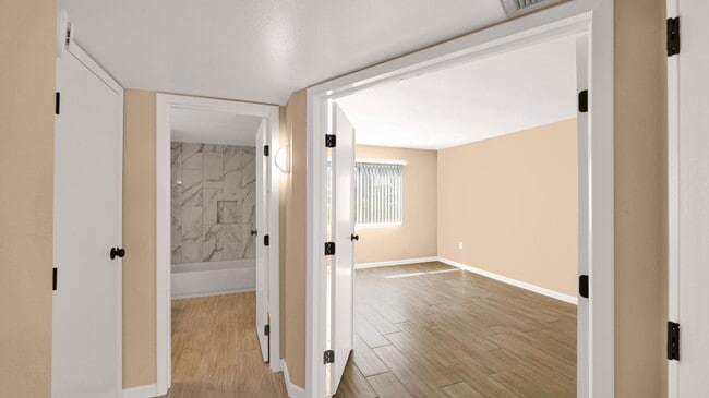 Building Photo - 19445 N Star Ridge Dr