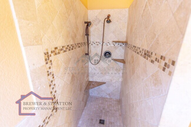 Building Photo - 1101 N Jackson St