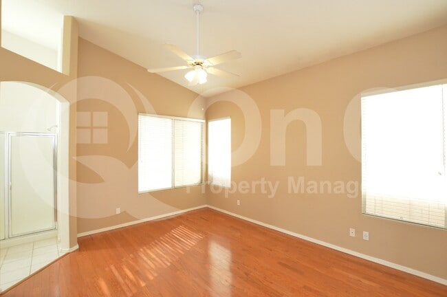 Building Photo - 5463 W Venus Way