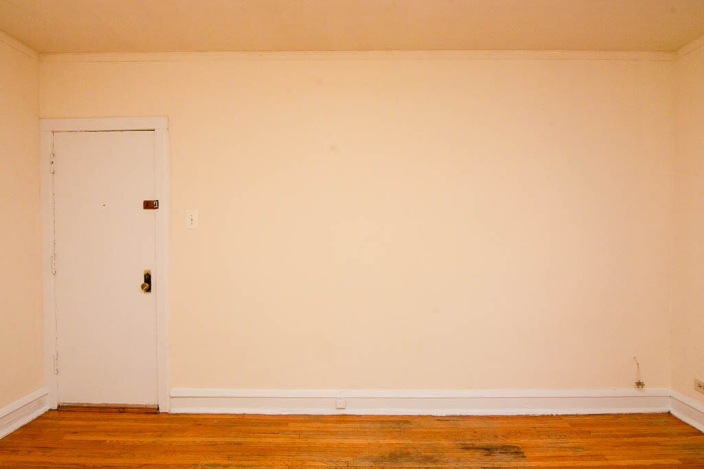 Building Photo - 3304 W Schubert Ave