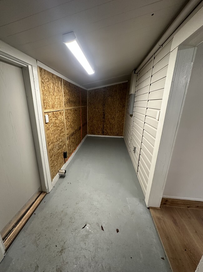 Building Photo - 3106 W Meighan Blvd