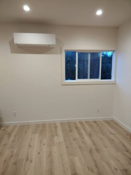 Building Photo - 808 Talent Ave