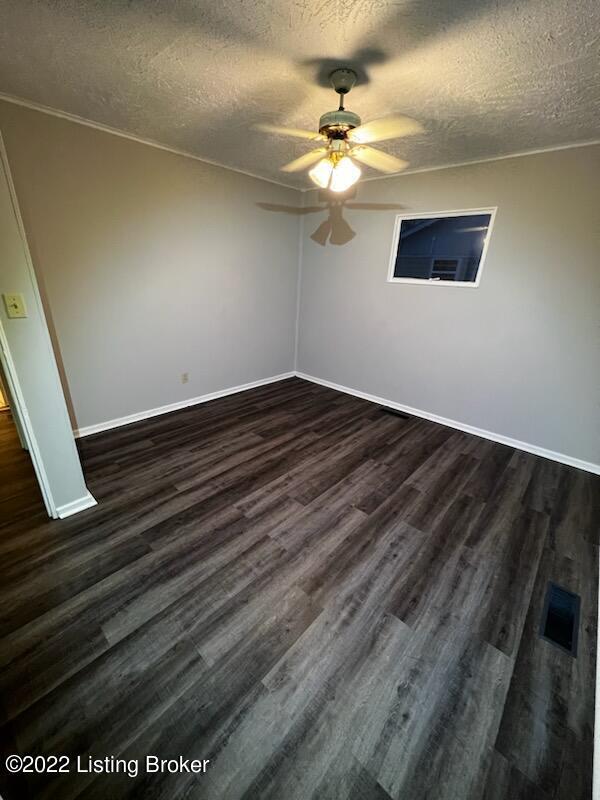 Building Photo - 1402 Mark Trail Rd