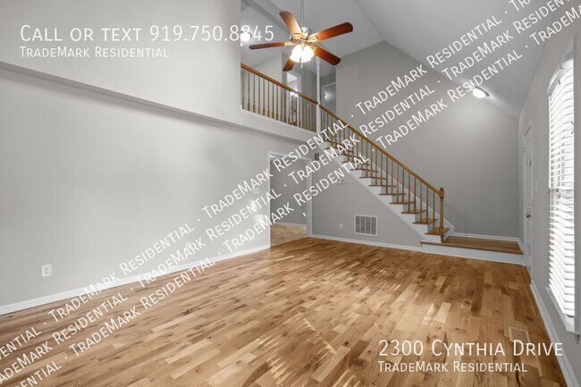 Building Photo - 2300 Cynthia Dr