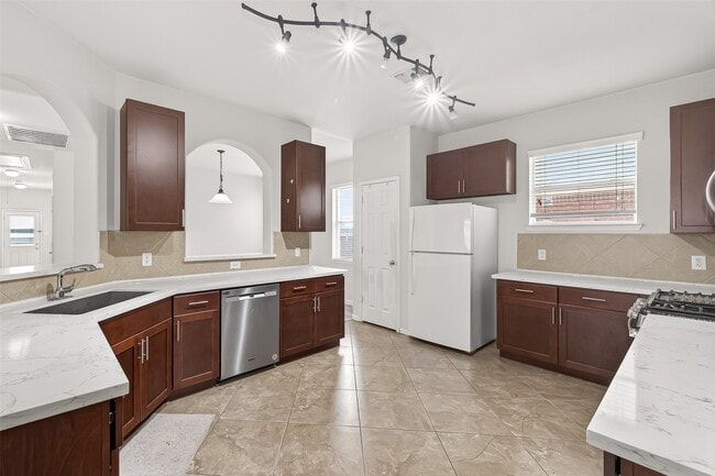 Building Photo - 21711 Crest Peak Way