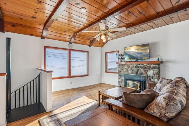 Building Photo - 25008 Ocean View Dr