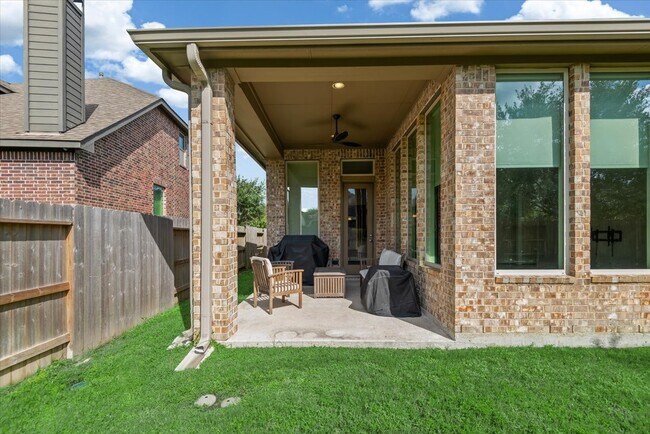 Building Photo - 11231 Dunstan Hill Dr