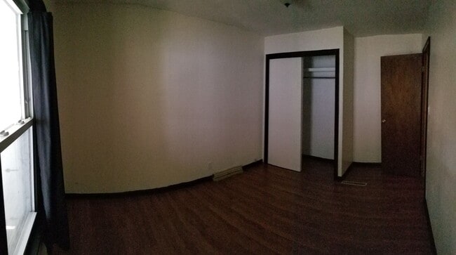 Building Photo - Beautiful Oakland Home with Finished Basement & Hardwood Floors