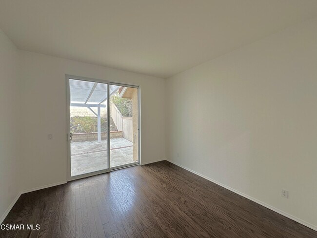 Building Photo - 495 Novara Way