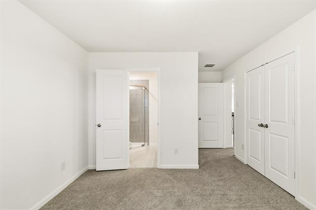 Building Photo - 1424 Bettolo Dr