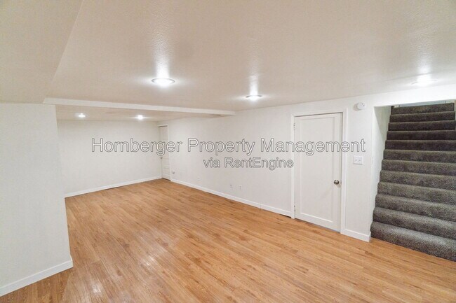Building Photo - 11 E Rich Ave