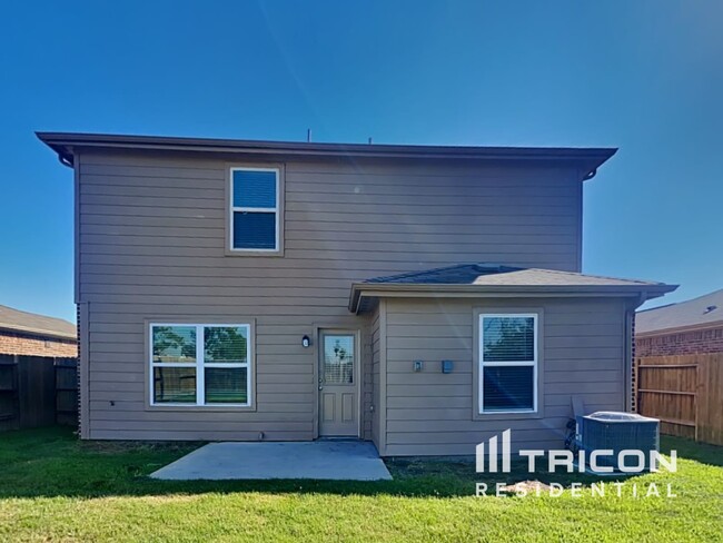Building Photo - 652 Totem Trail Dr