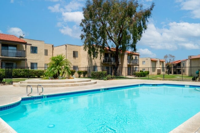 Building Photo - Vista View Apartments