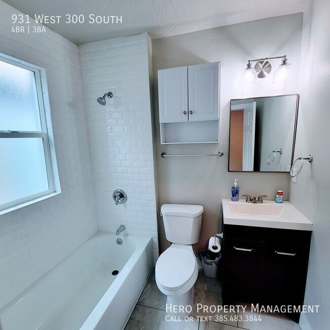 Building Photo - 931 W 300 S