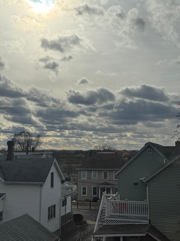 Building Photo - 731 Winthrop Ave