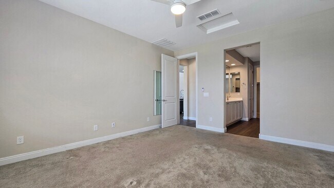 Building Photo - Private Pool in excellent newer neighborhood!