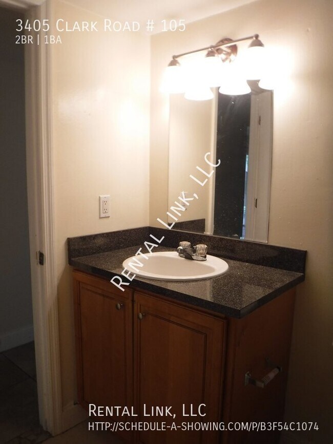 Building Photo - Sarasota Condo For Rent