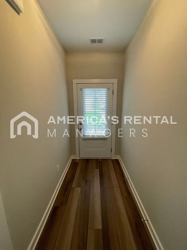 Building Photo - Home for Rent in Eastaboga, AL!!! Availabl...
