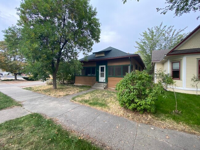 Primary Photo - 313 N 33rd St