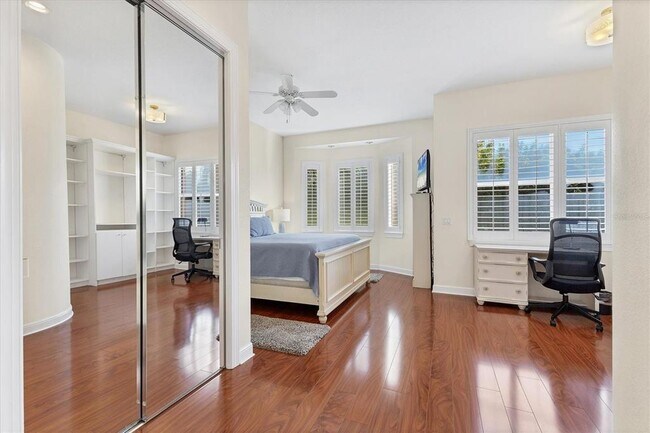 Building Photo - 5425 46th Ct W