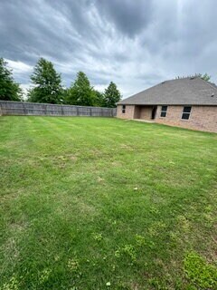 Building Photo - 433 North Drewrys Bluff Drive
