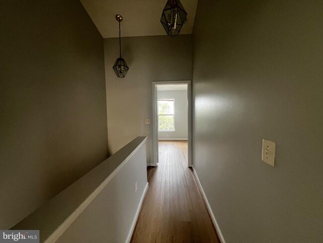Building Photo - 44211 Litchfield Terrace