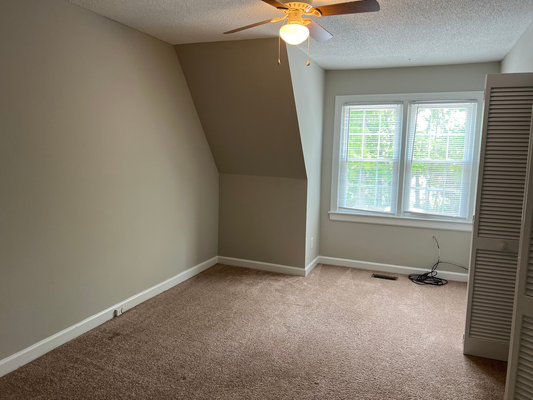 Building Photo - 2505 Saint Christopher Cir SW