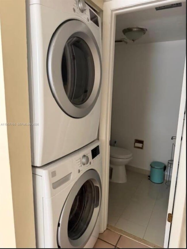 Building Photo - 3089 NE 183rd Ln