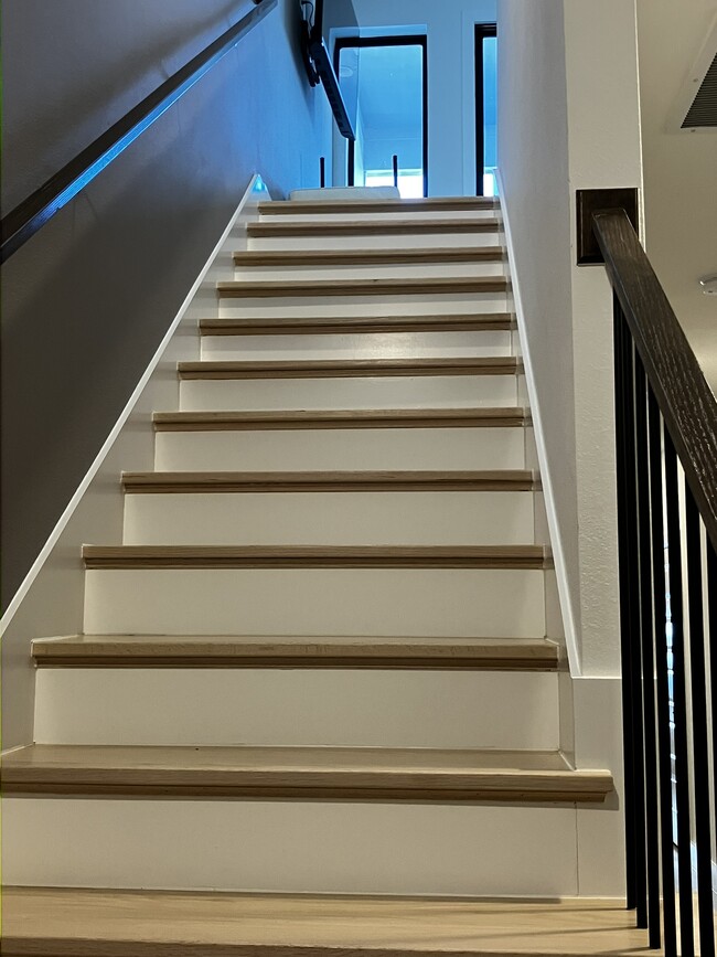 Building Photo - 522 Winners Cir